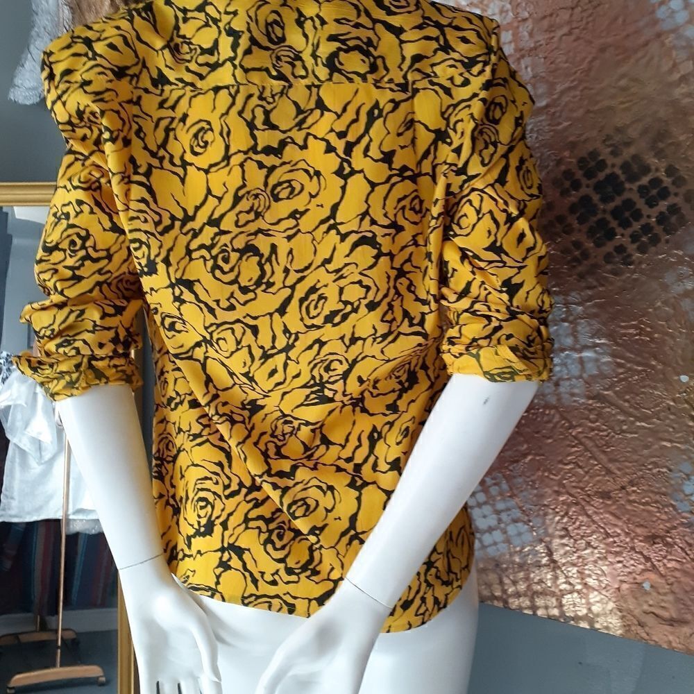 Vintage Abstract Print Button Down Shirt - Picture 9 of 11